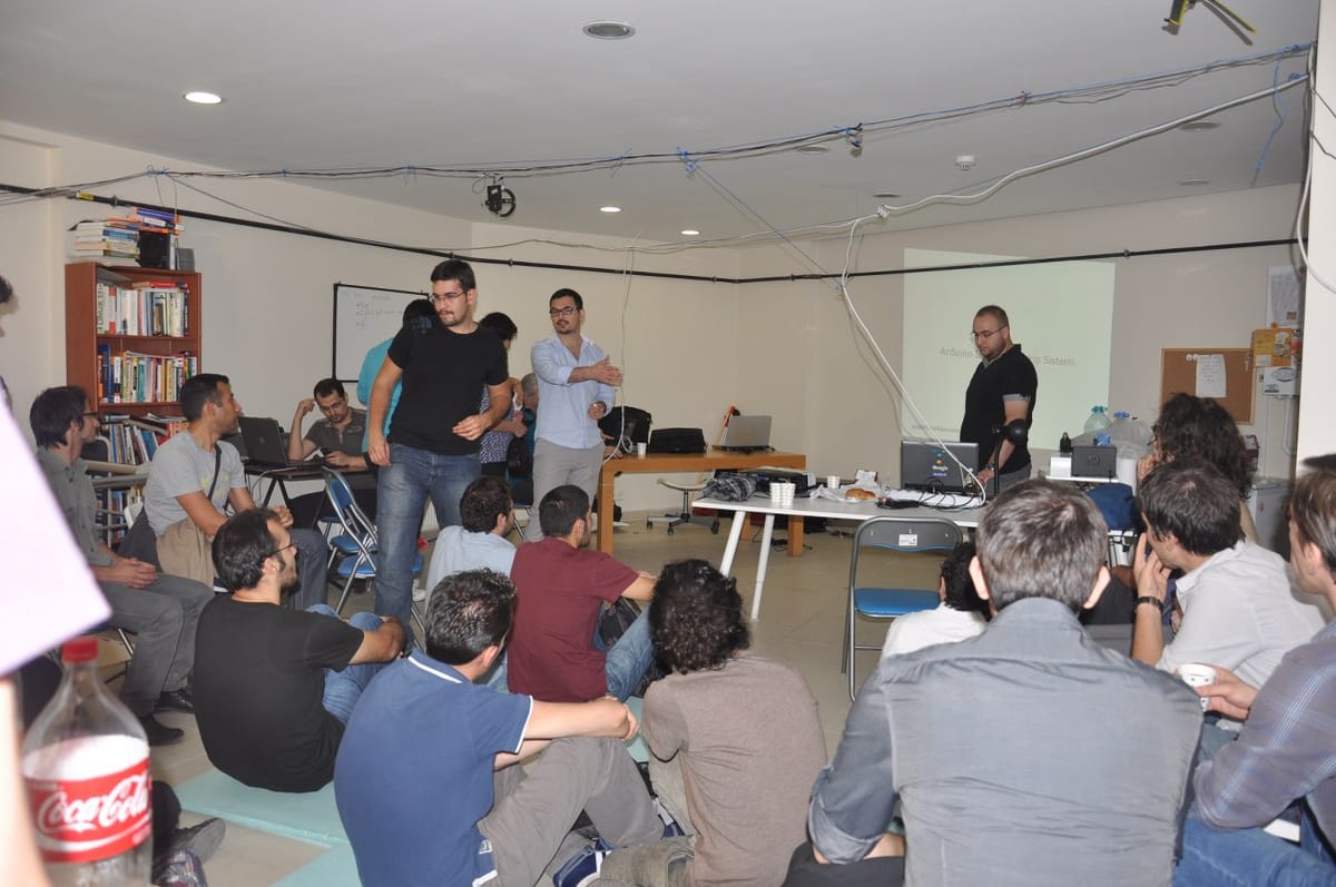 Arduino Türkiye İstanbul Hackerspace Etkinliğini Gerçekleştirdik