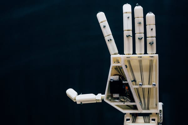 Project Aslan, Arduino DUE Kullanan Bir Robot İşaret Dili Çevirmeni