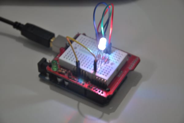 Arduino ve Processing ile RGB LED Kontrolü
